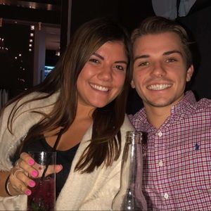 Meet your Posher, Caitlyn